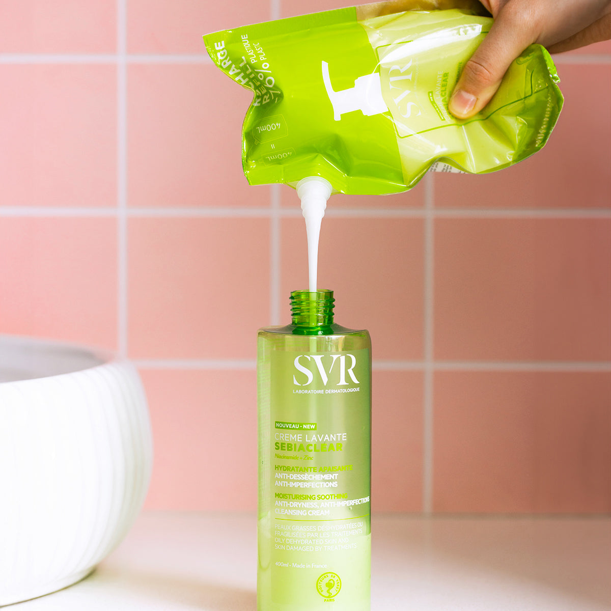 svr-sebiaclear-cr-me-lavante-400ml-refill-eco-set-detergente image 2
