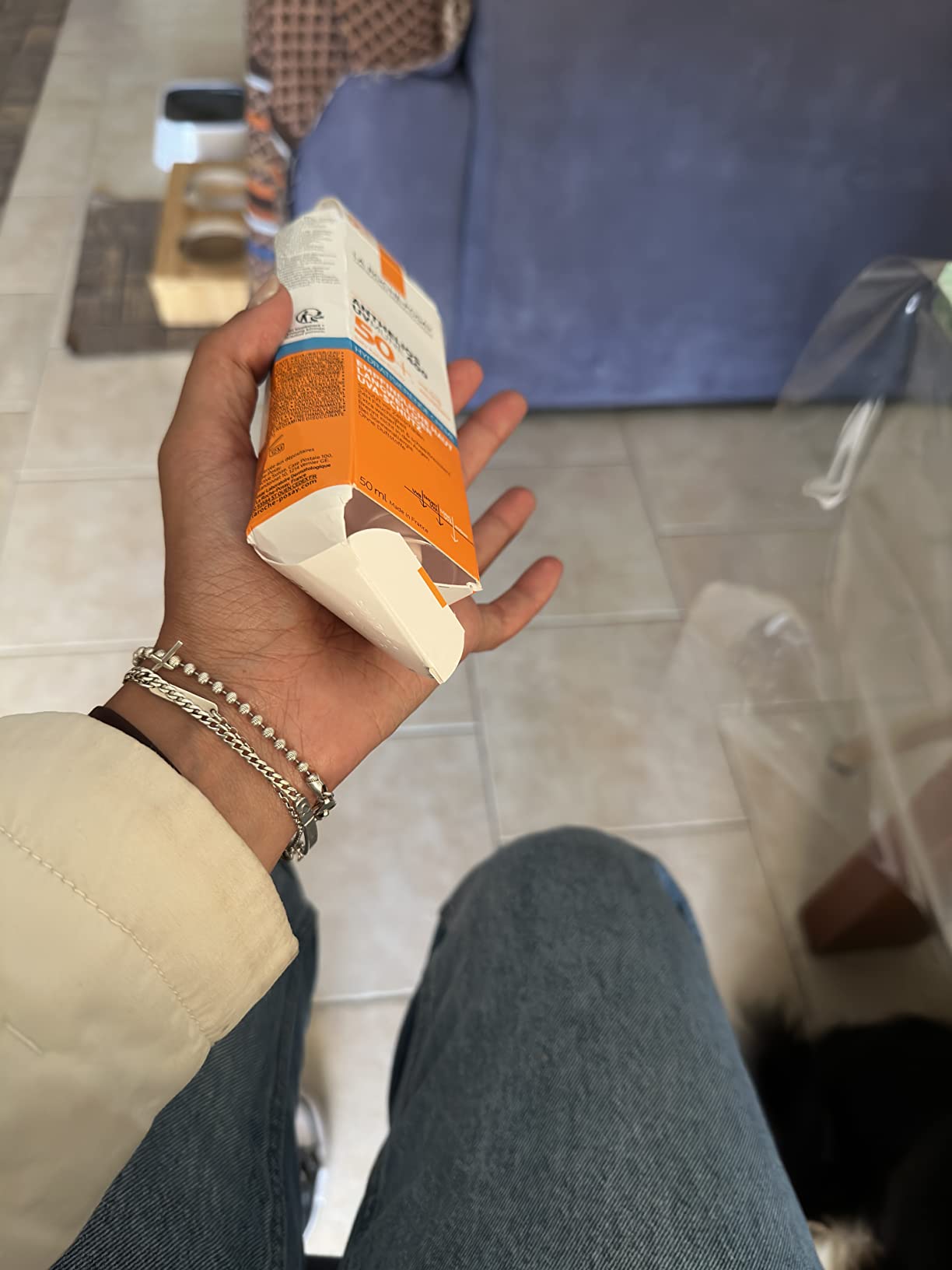 Protegge ma lucida un po'