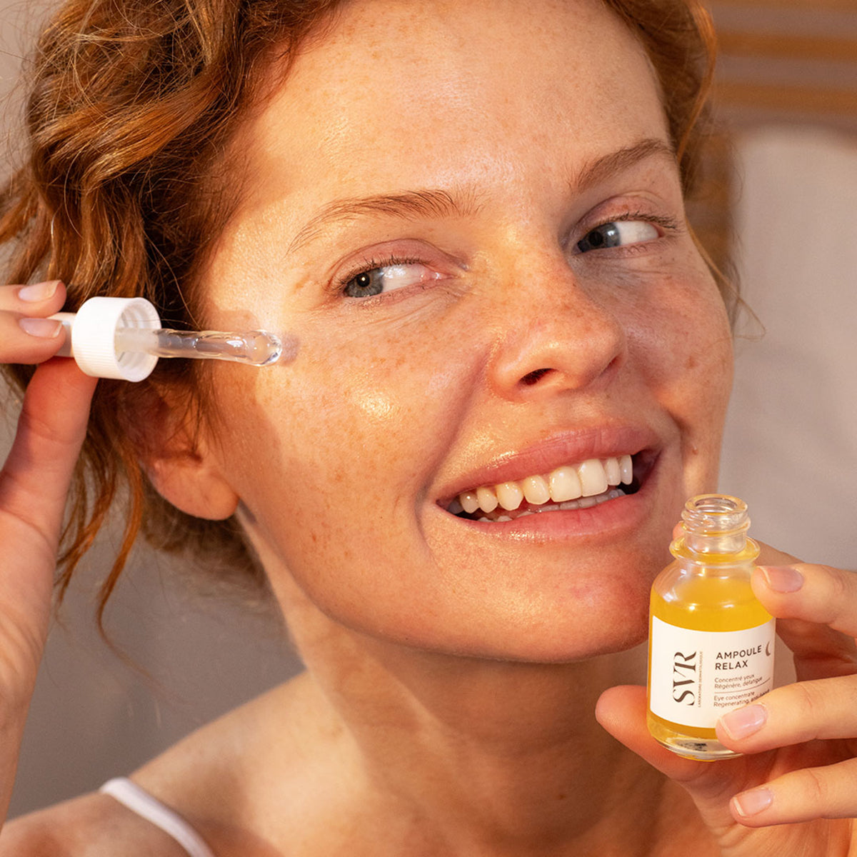 svr-ampoule-relax-siero-notte-contorno-occhi-olio-gel image 2