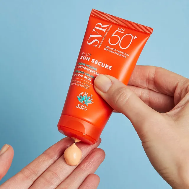 svr-sun-secure-blur-spf50-protezione-solare-mousse-viso image 1