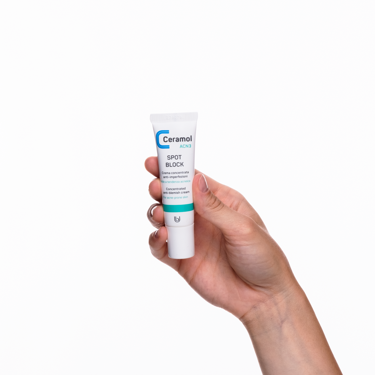 ceramol-acn3-spot-block-trattamento-azelaico-15-20-ml image 2